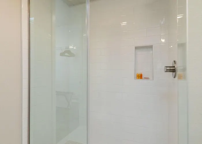Trinity River - Modern - King Bed Apartamento *